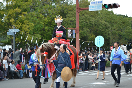 �{��_�{���