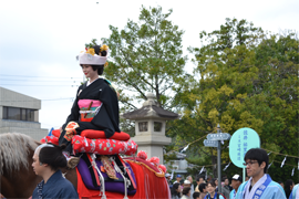 �{��_�{���