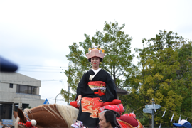 �{��_�{���